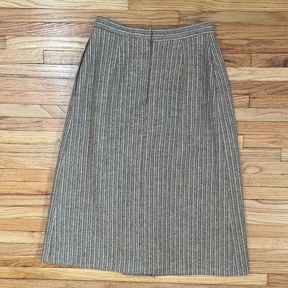 Lord & Taylor - Vintage Ladies Suit - Picture 11 of 16